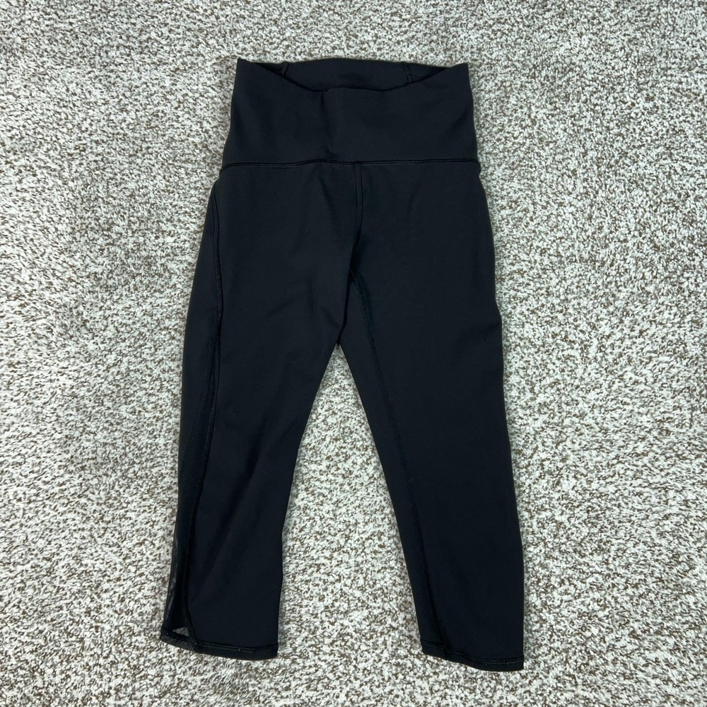 Lululemon Pants Womens 4 Black High‎ Rise Capri Leggings Yoga Gym Train Times